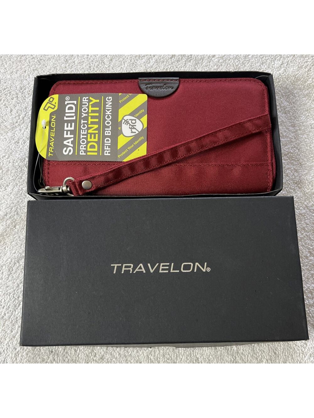 Travelon Burgundy Red Zip ARound RFID Wallet Wristlet NWT Box